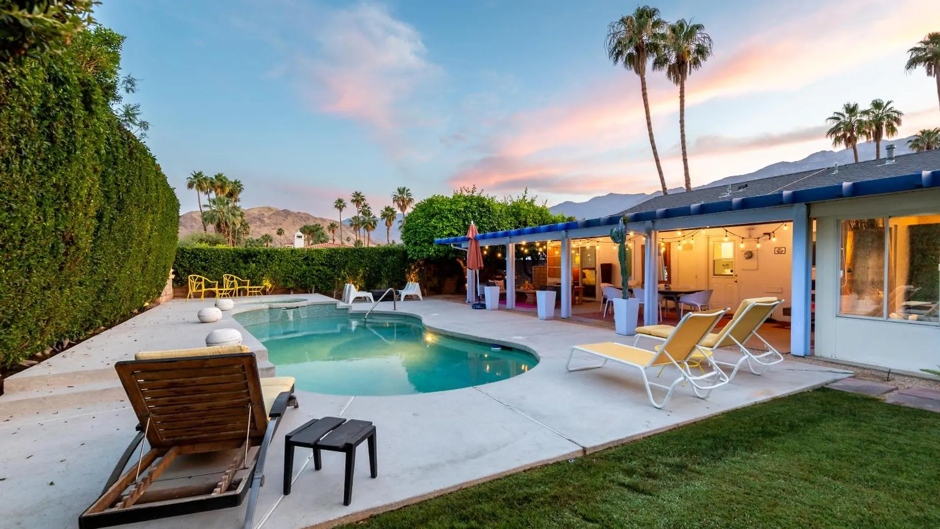 Desert Bloom Palm Springs 0*,  ABD