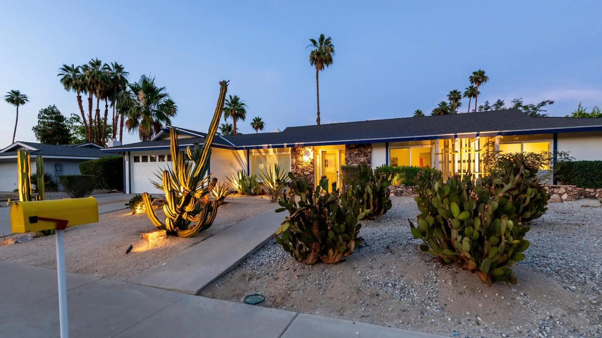 Desert Bloom Palm Springs USA